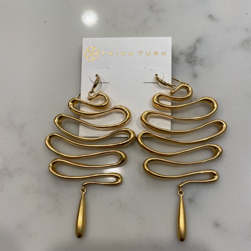 Trina Turk gold-tone wavy ribbon with tear drop earrings